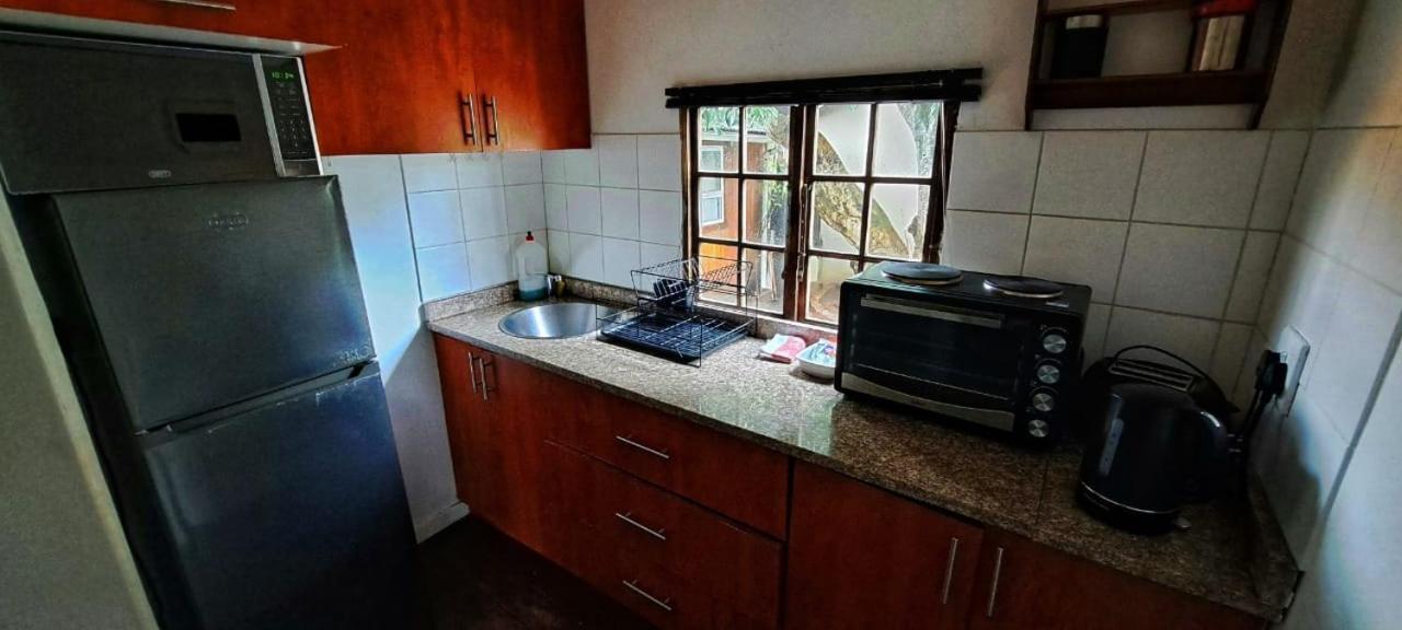 My Home Pinetown Bagian luar foto