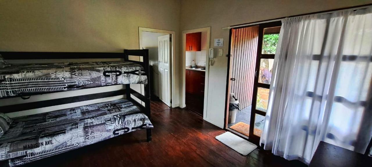My Home Pinetown Bagian luar foto